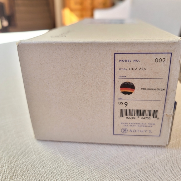 New! Rothy’s sz 9 VIB Inverse Stripe Points Flats NIB - Picture 9 of 9